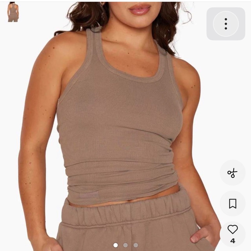 SET Active FORM TANK in color dugout Beige Ribbed Tank top size XL